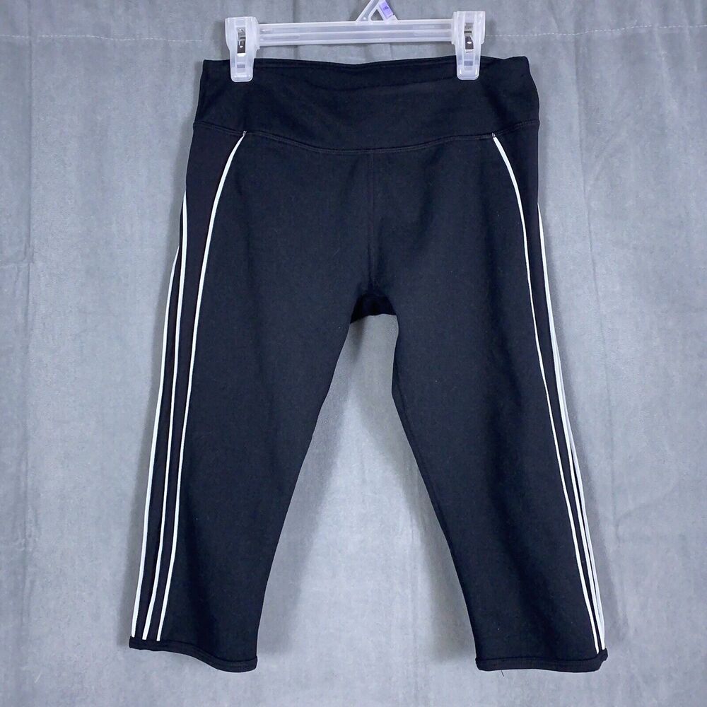 Fabletics Polar Crop Women’s XS Athletic Leggings Black Cropped Capri CS1514509